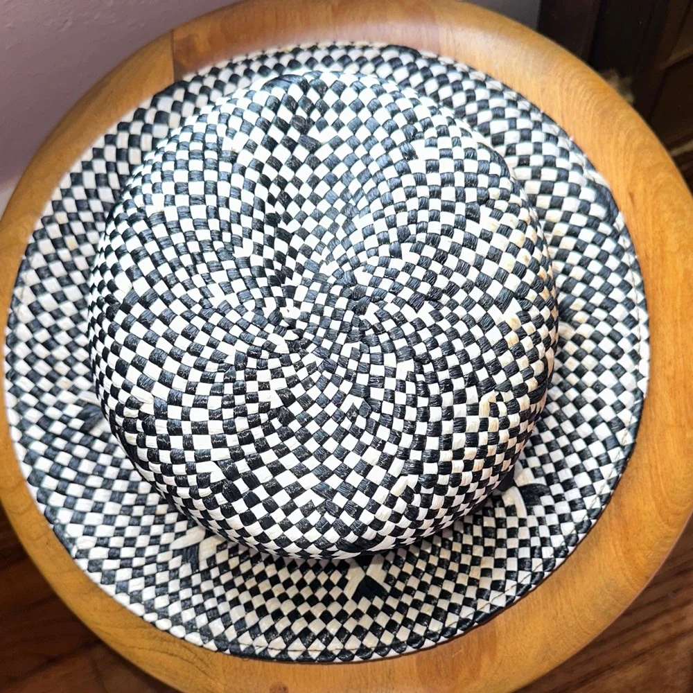 Vintage 60s Mod‎ Look  Sears Black & White Woven Hat with Ribbon Bow